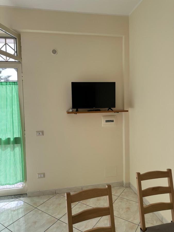 In Famiglia Apartment And Rooms For Pompei, Amalfi, Sorrento And Salerno Sant'Egidio del Monte Albino Buitenkant foto